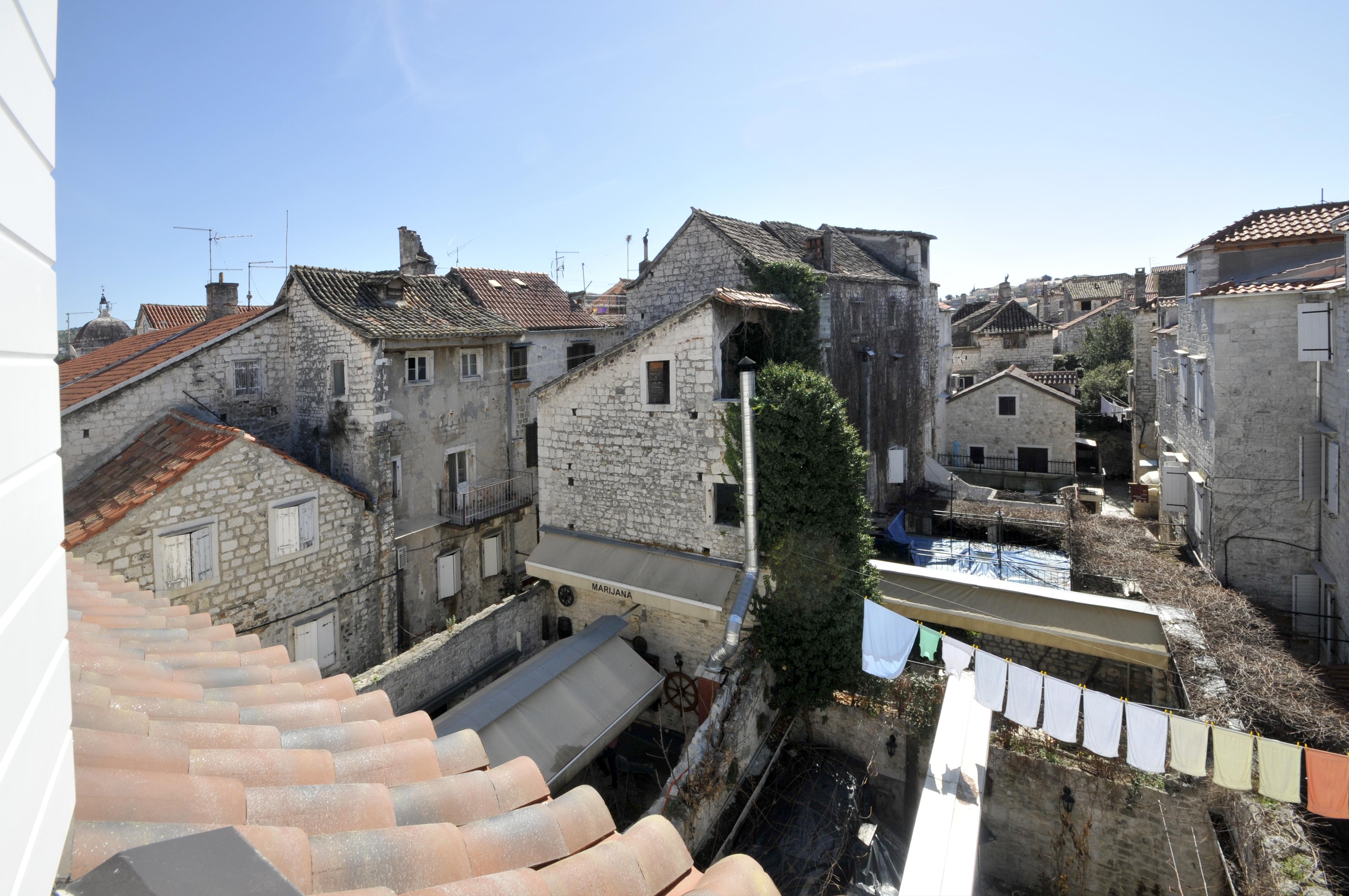 Palace Central Square Trogir Exteriör bild